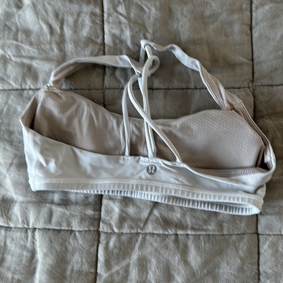 Lululemon sports bra - Picture 2 of 2